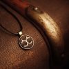 cuckold pendant by La Cortigiana