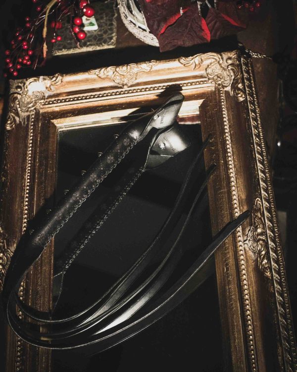 Leather Flogger by La Cortigiana
