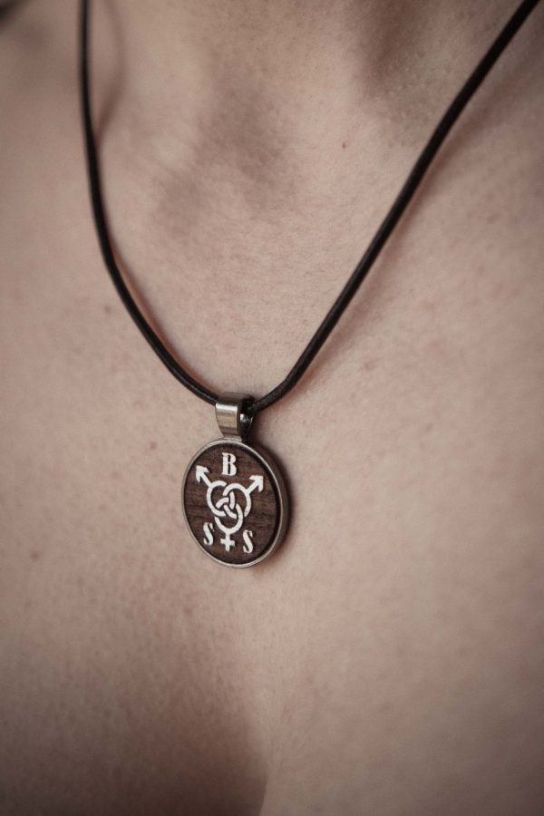 threesome pendant