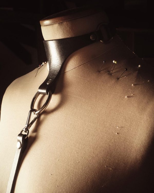 Leather choker by La Cortigiana