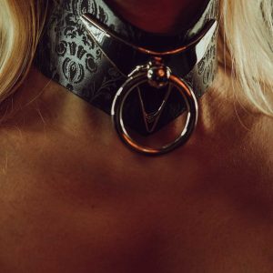 Leather choker by La Cortigiana
