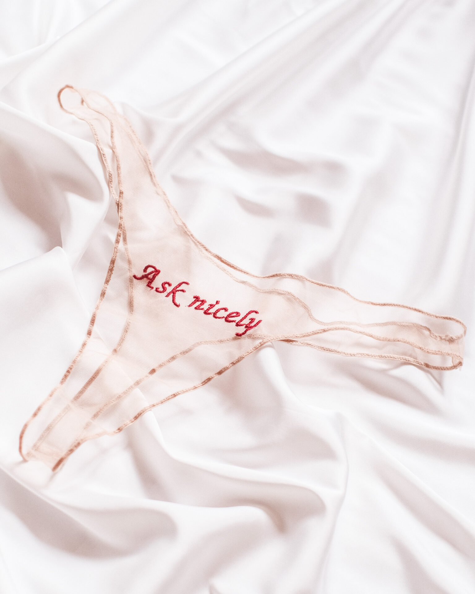 Sheer mesh — side view on body