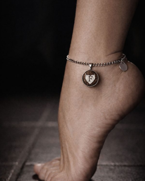 hotwife anklet by La Cortigiana