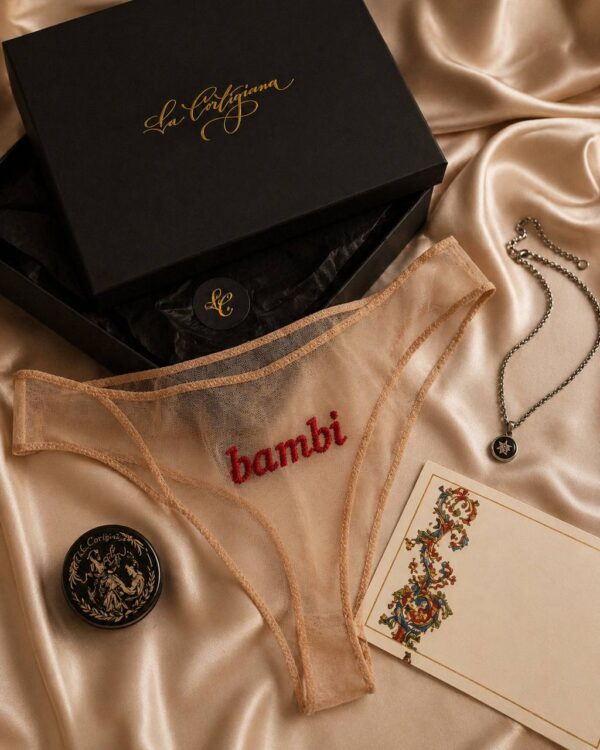 Couple gift box by La Cortigiana