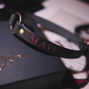 leather collar by La Cortigiana