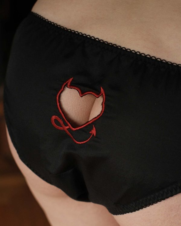 Kinky heart panties by La Clortigiana