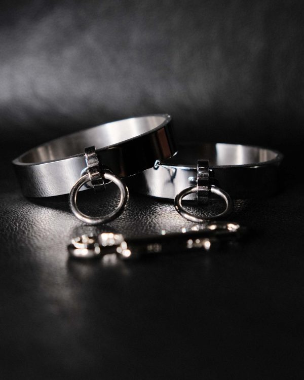 Locking Steel Handcuffs