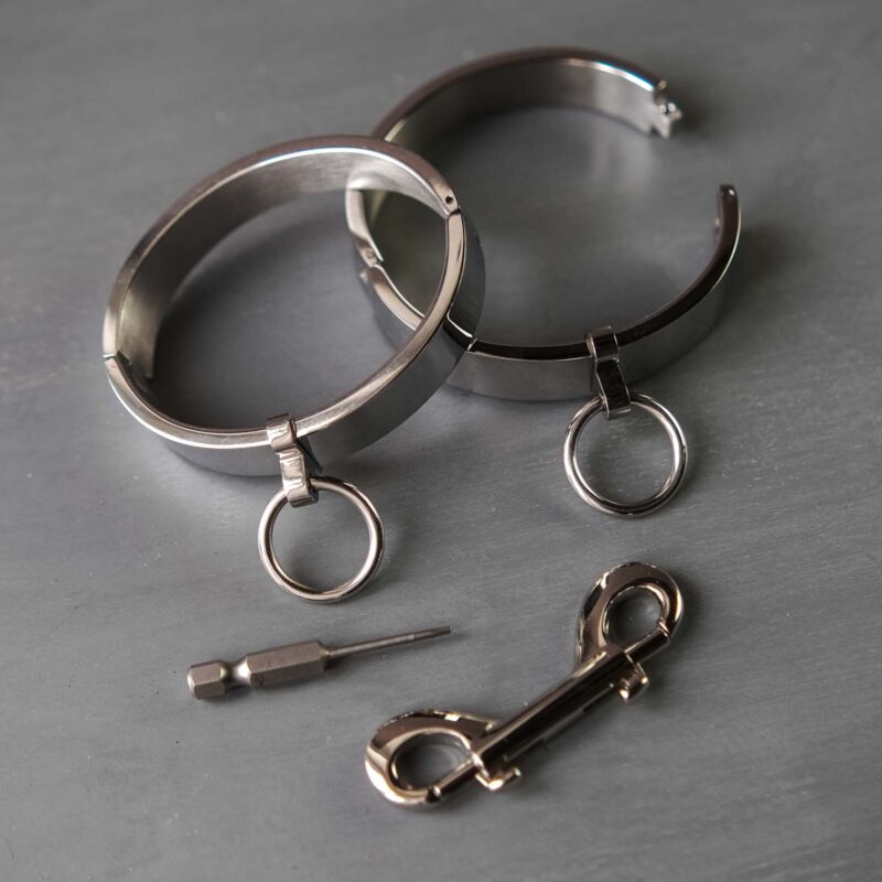 Locking Steel Handcuffs