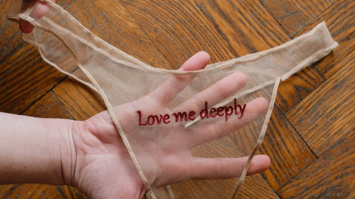 Invisible mesh panties with custom embroidery handmade by La Cortigiana